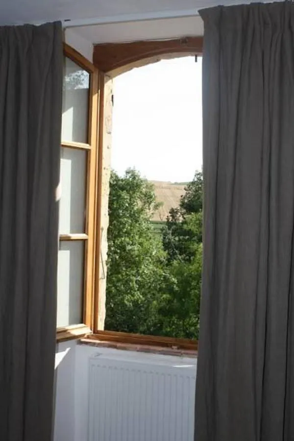 לינה וארוחת בוקר Saint-Puy La Dame De Courties צרפת