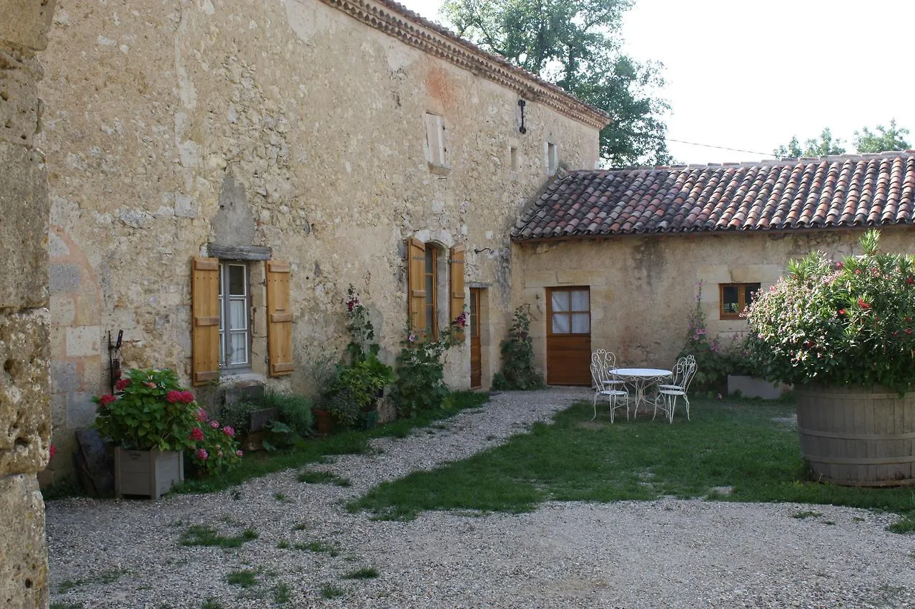 לינה וארוחת בוקר Saint-Puy La Dame De Courties צרפת