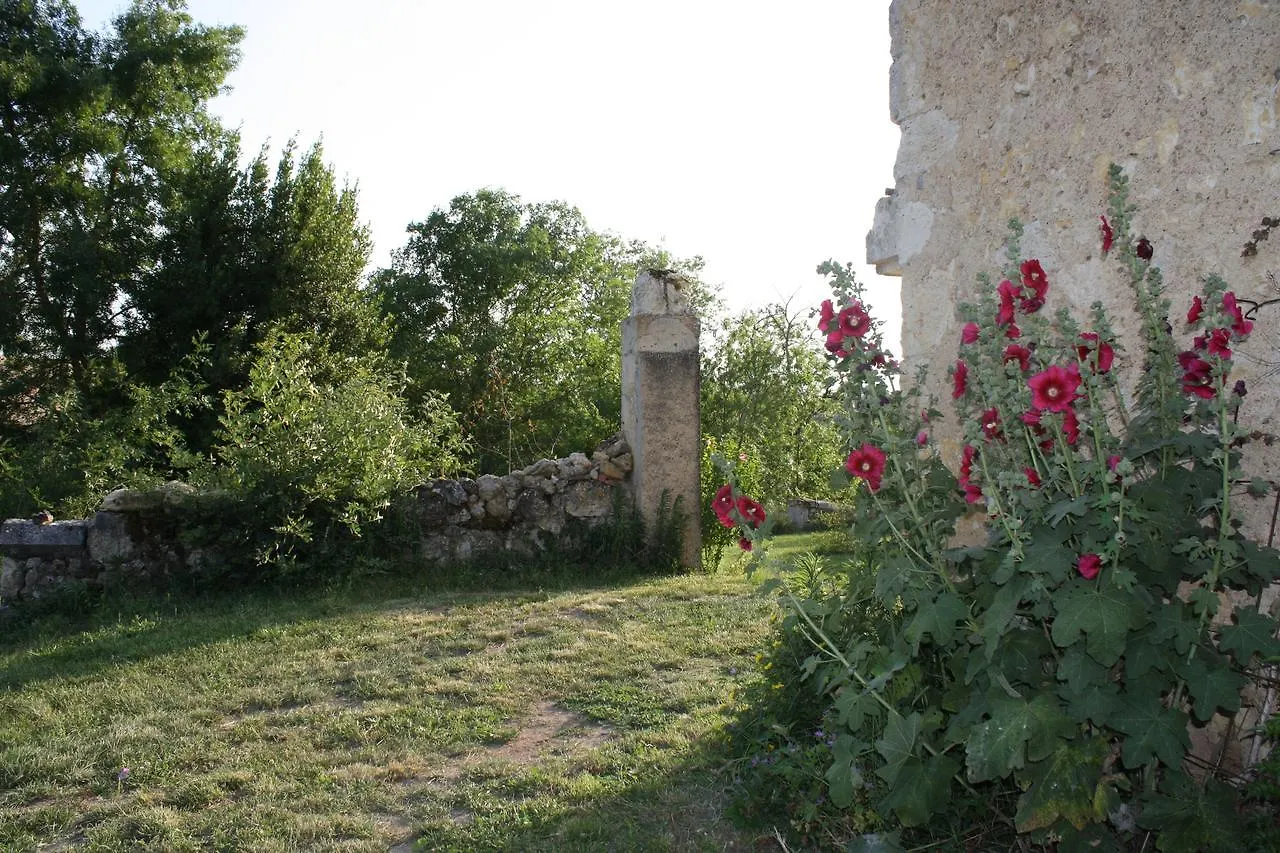 לינה וארוחת בוקר Saint-Puy La Dame De Courties